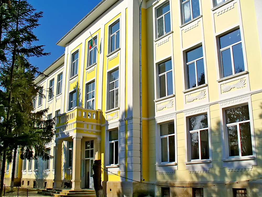 ОбУ П. Р. Славейков - с. Джулюница